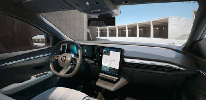 , On revient sur l’éditorial : 4 choses à savoir sur la Renault Scenic E-Tech, élue voiture de l’année 2024